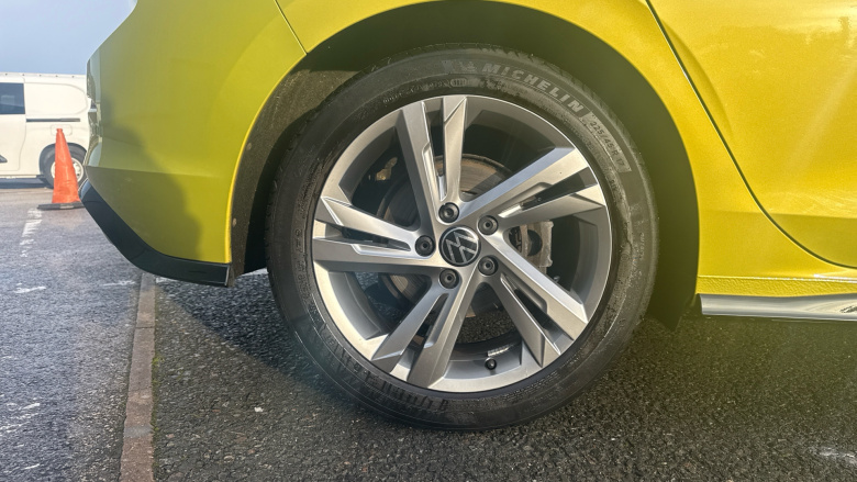 Volkswagen Golf 1.5 TSI 150 R-Line 5dr Petrol Hatchback